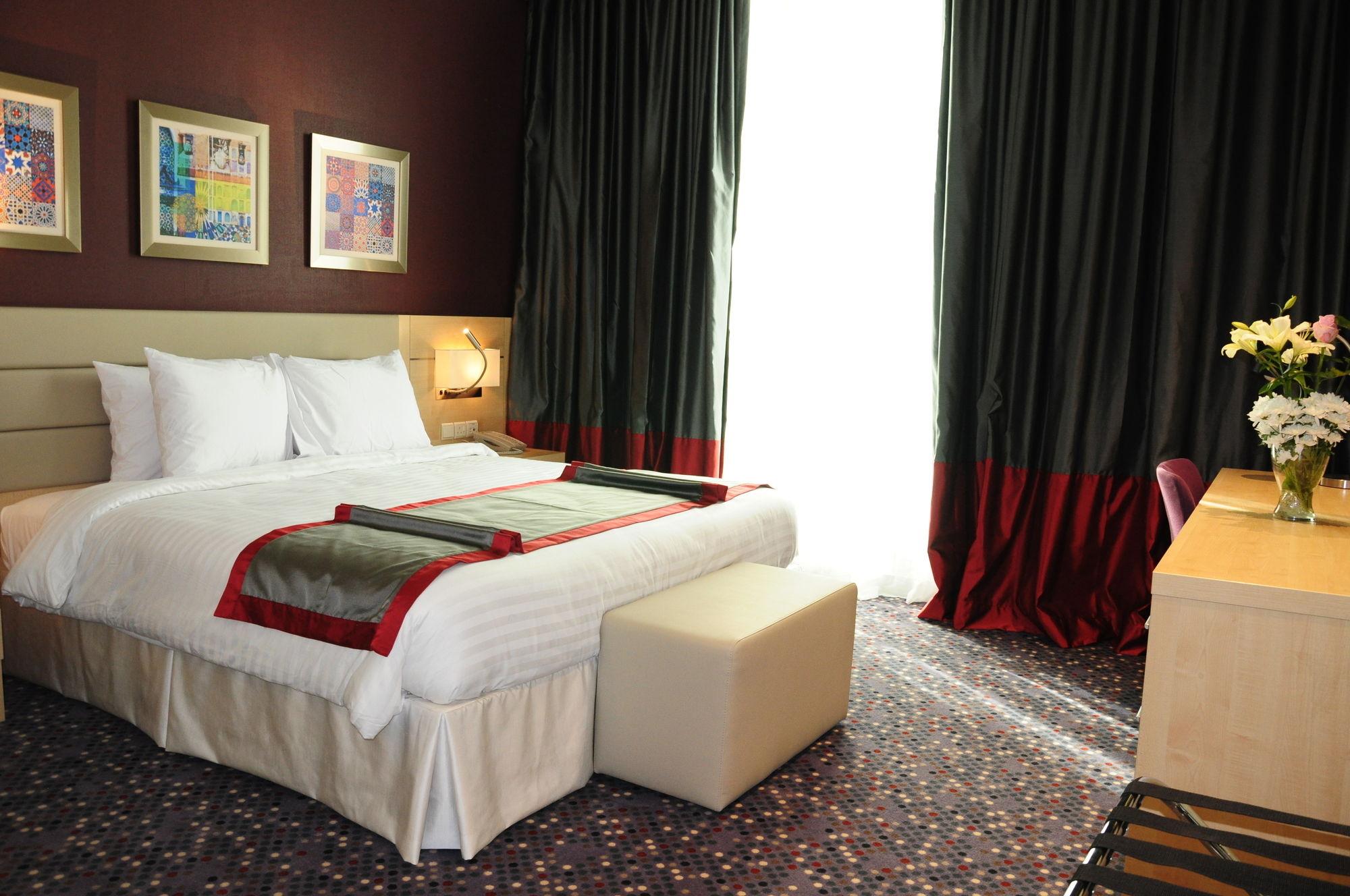 Sas Residence & Hotel, Dhahran - Formerly Radisson Blu Khobar Bagian luar foto